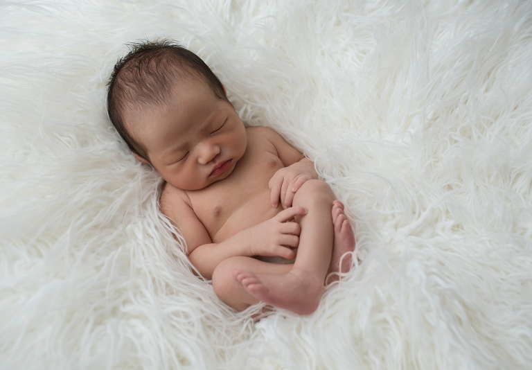 newborn baby, flokati